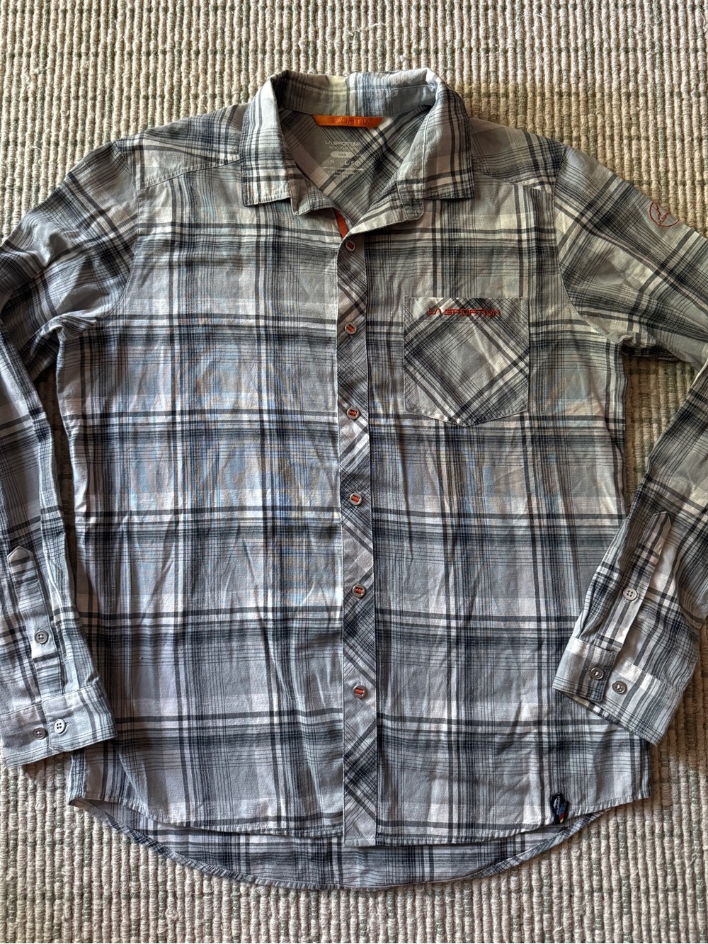La Sportiva Casual Button Down Shirt